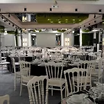 Fier Life Center Hotel 3*