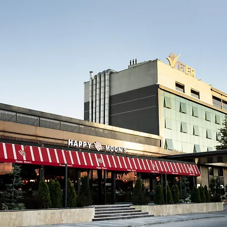 Fier Life Center Hotel 3*