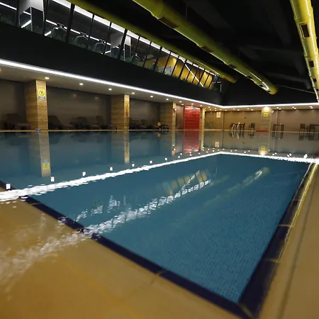 Fier Life Center Hotel 3*