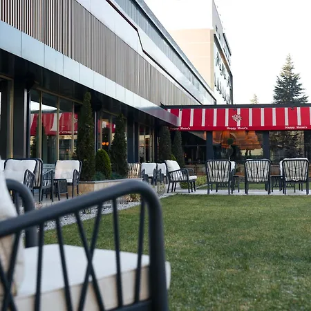 Fier Life Center Hotel 3*