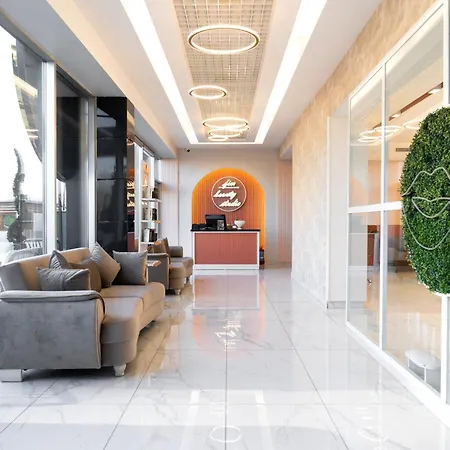 Fier Life Center Hotel