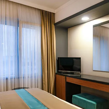 Fier Life Center Hotel