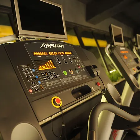 Hotel Fier Life Center