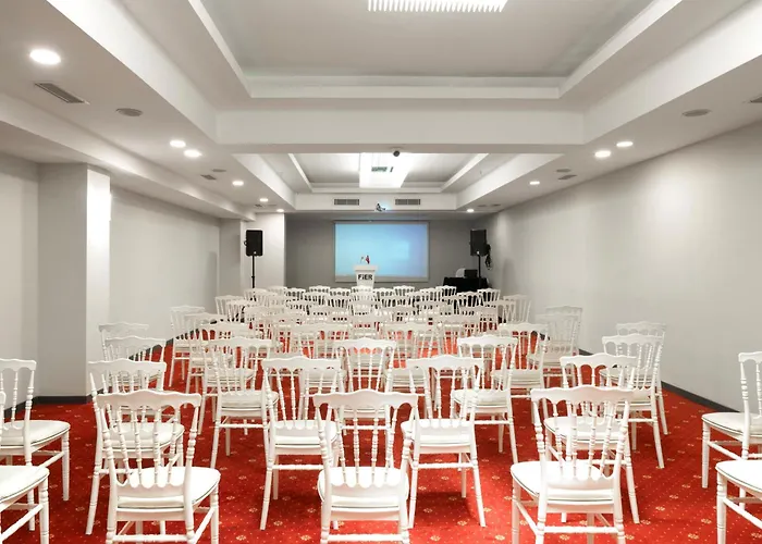 Fier Life Center Hotel