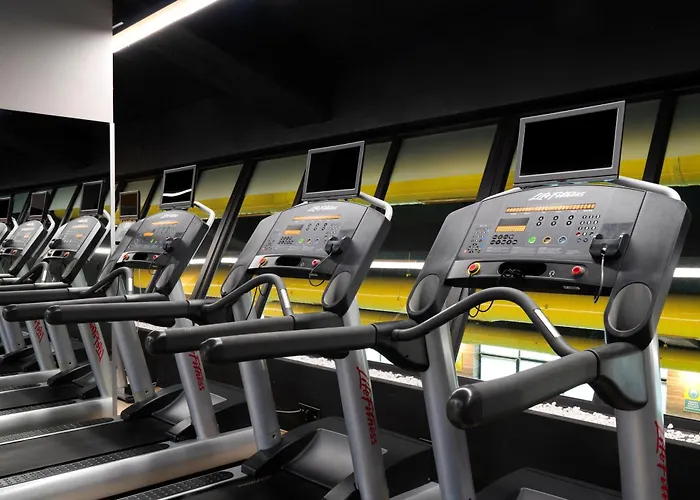 Otel Fier Life Center 3*