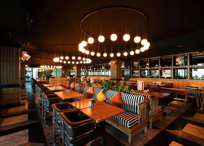 Fier Life Center Hotel 3*