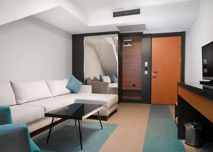 Fier Life Center Otel