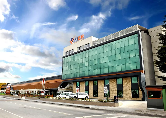 Fier Life Center Otel